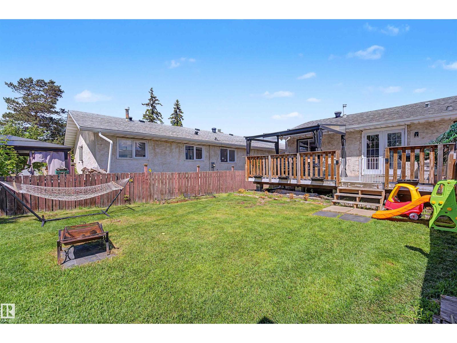 16608 109 ST NW - 45