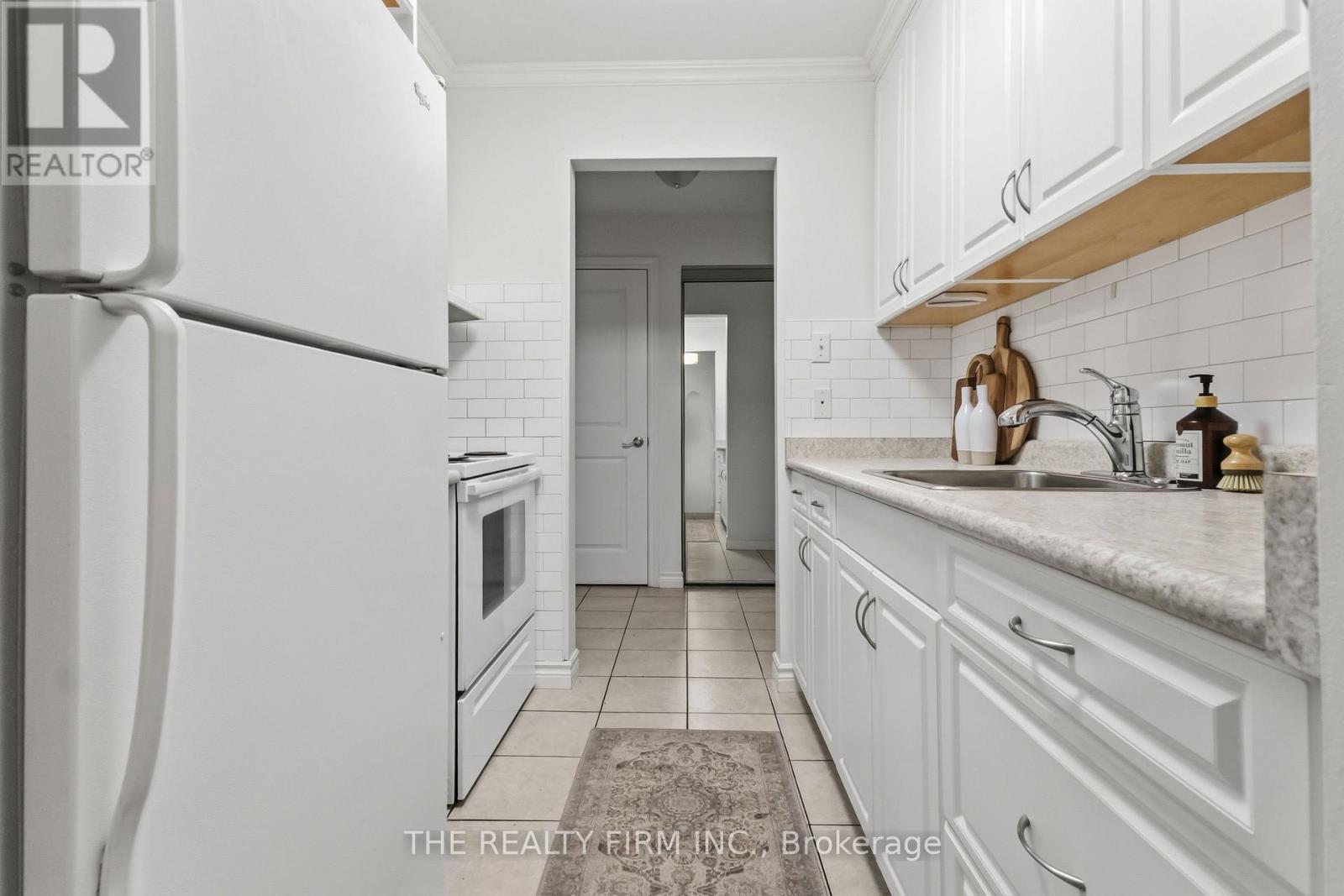 #210 733 DEVERON CRESCENT - 16