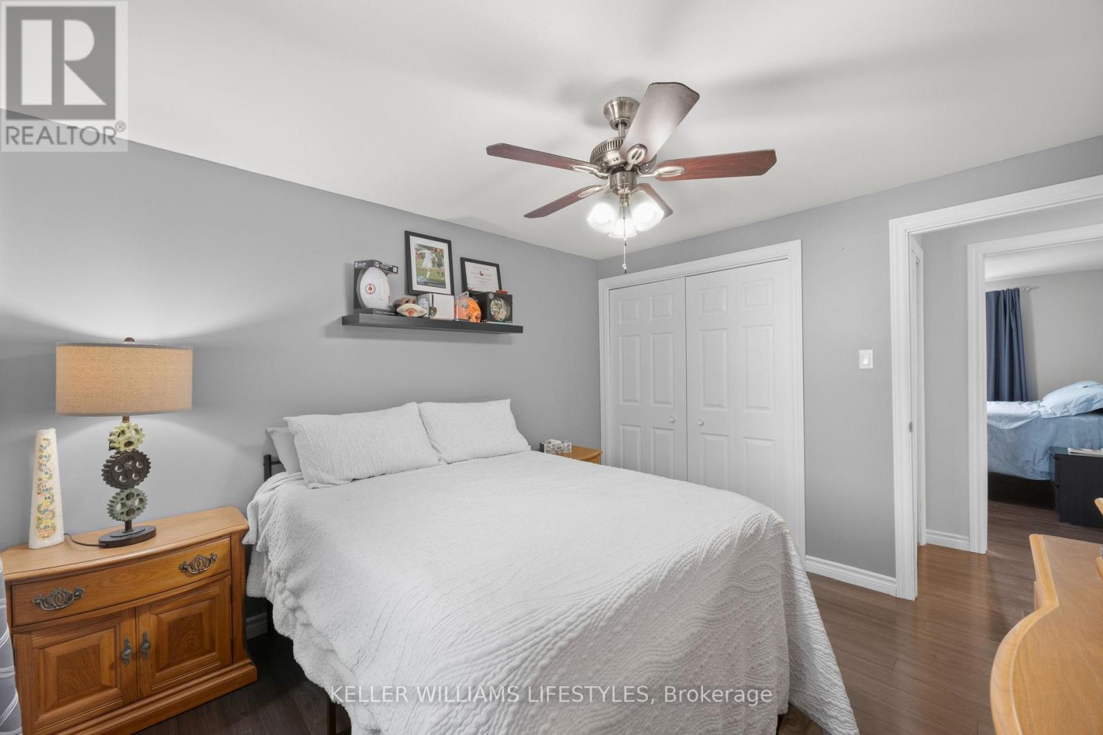 219 DUNDAS STREET W - Image 22