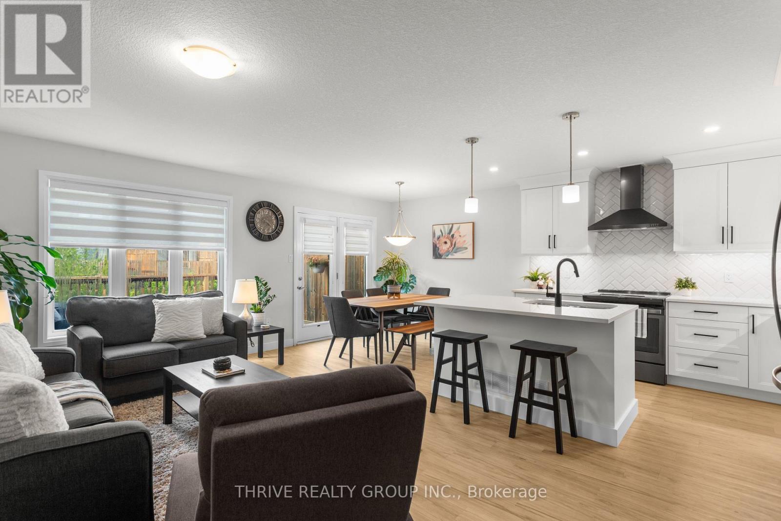 #25 1070 MEADOWLARK RIDGE - 16