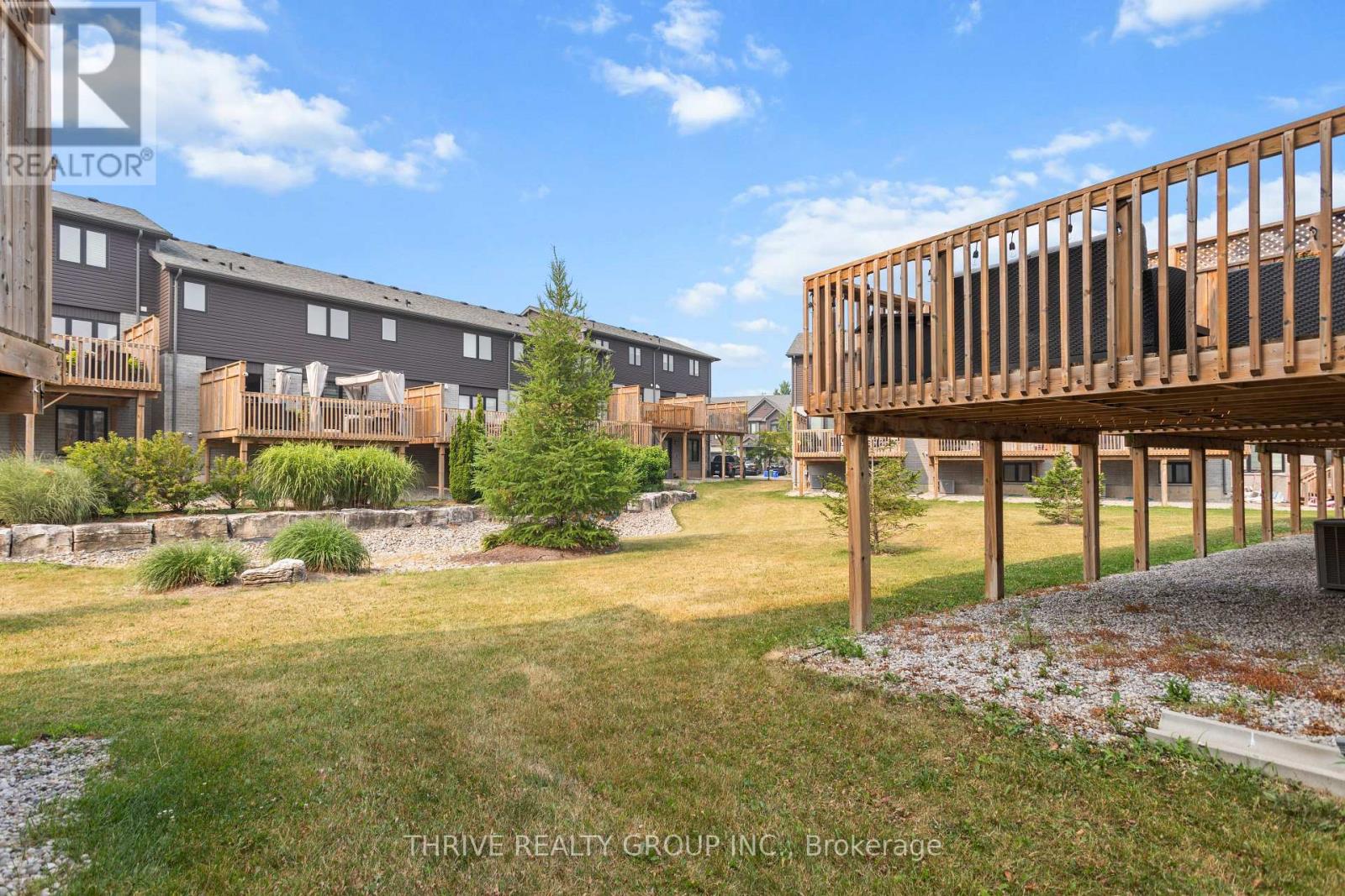 #25 1070 MEADOWLARK RIDGE - 46