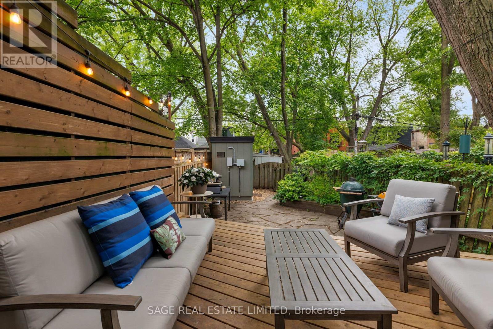 283 BOOTH AVENUE - 22
