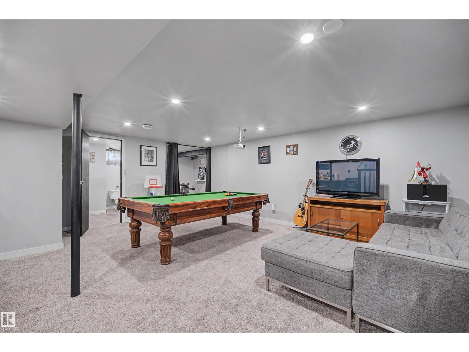 16608 109 ST NW - 29