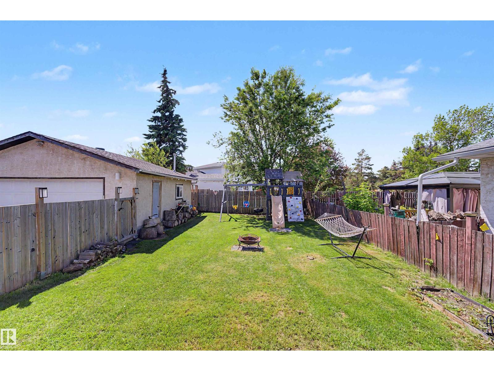 16608 109 ST NW - 43