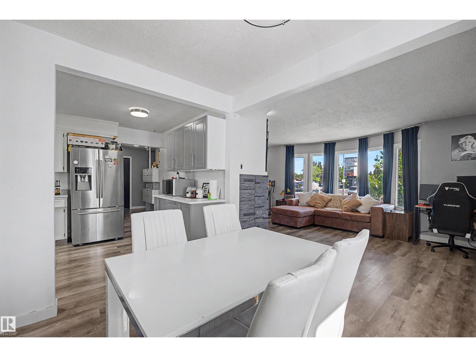 16608 109 ST NW - 12