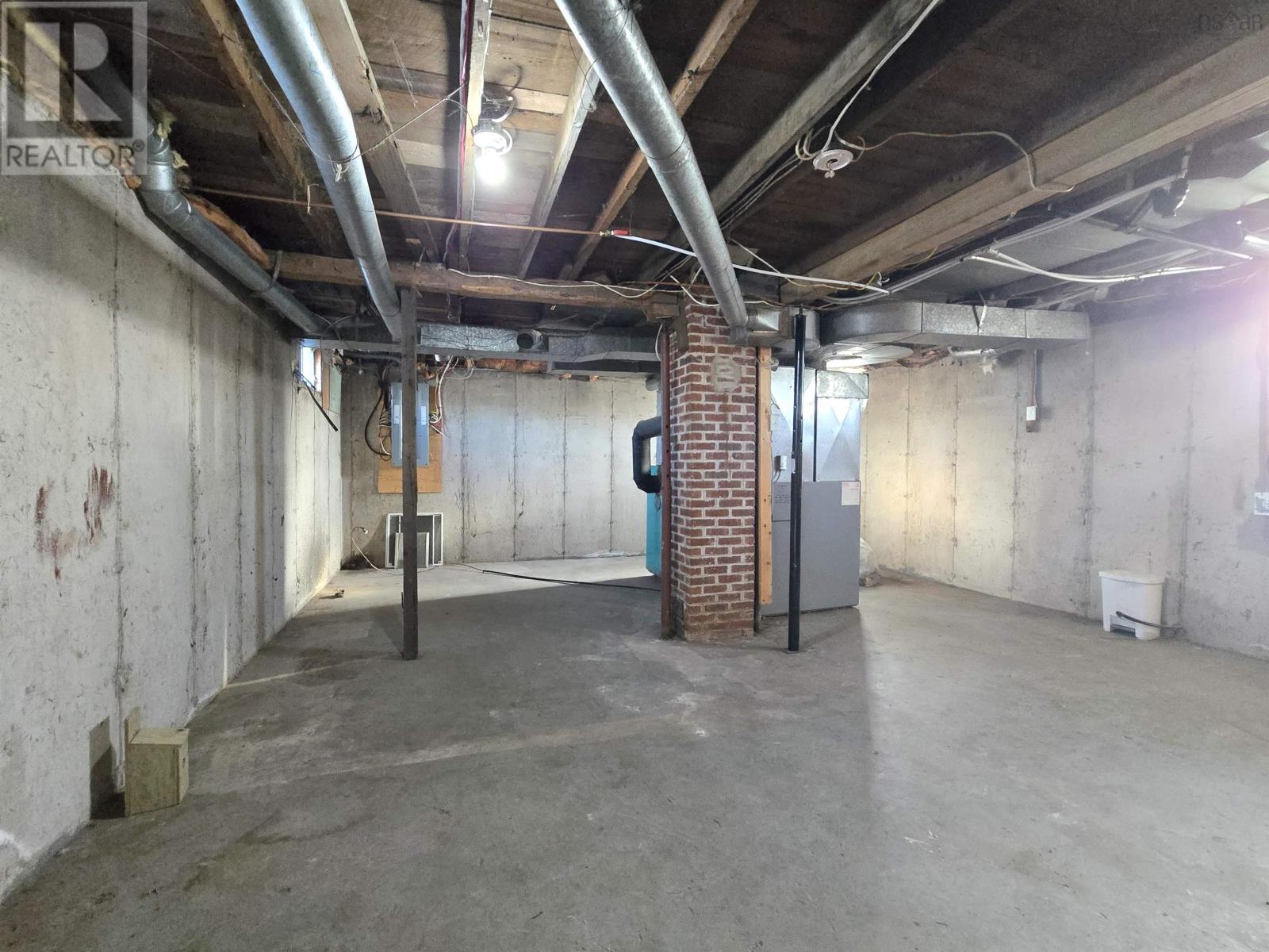 173 Boston Road - 24