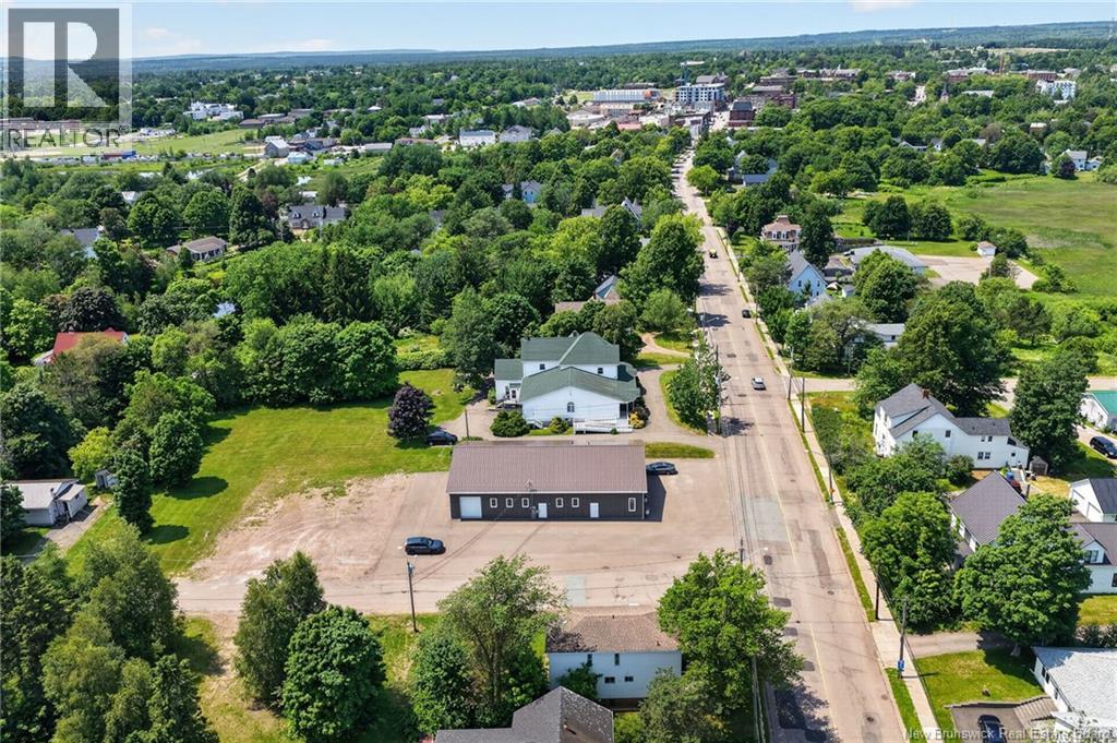 2 Copp Street - 43
