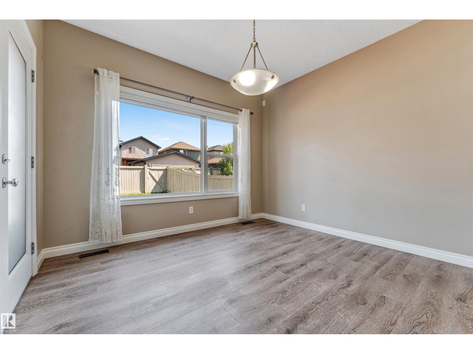 121 64 ST SW - Image 14