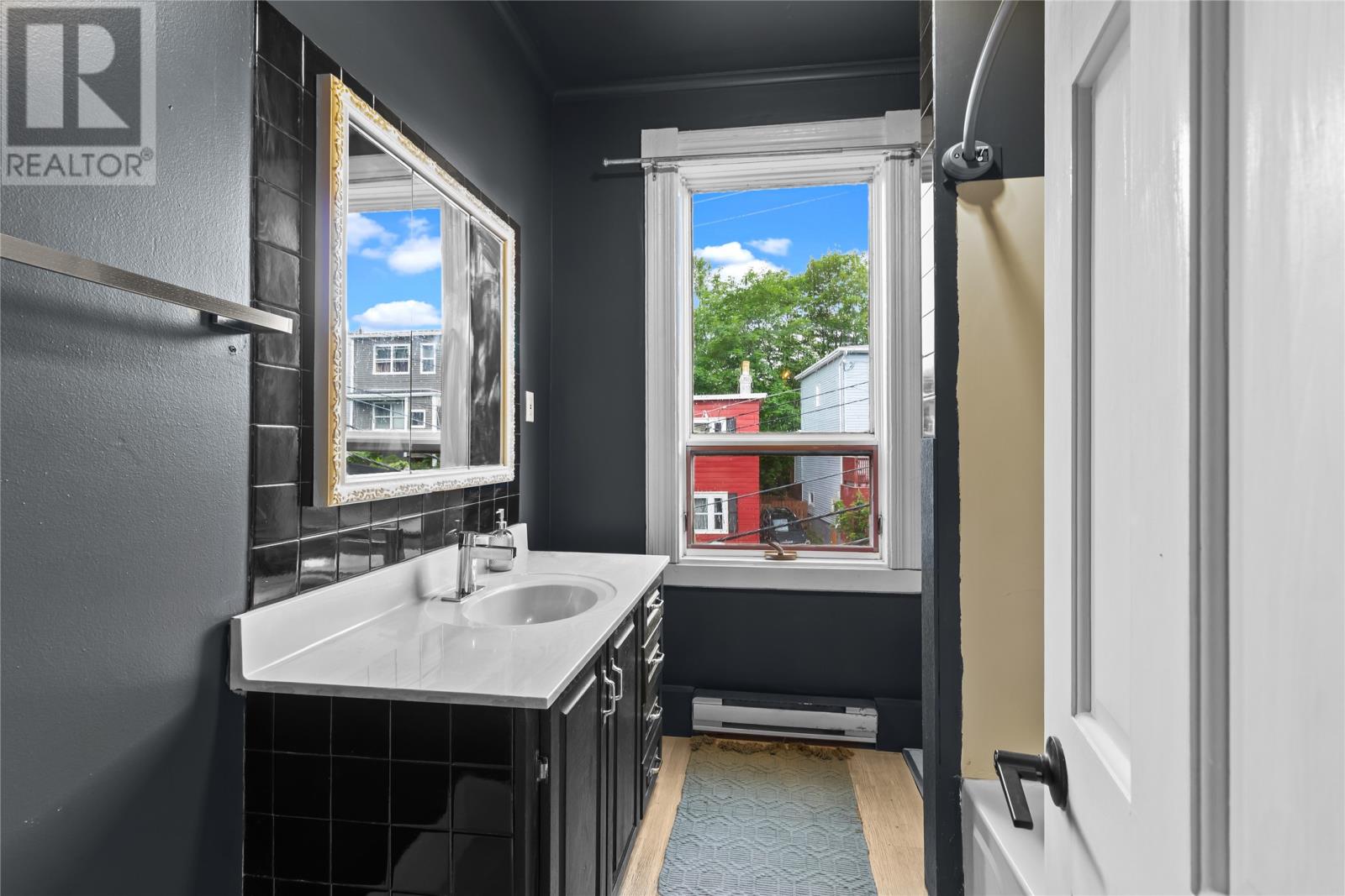 62 Leslie Street - 17