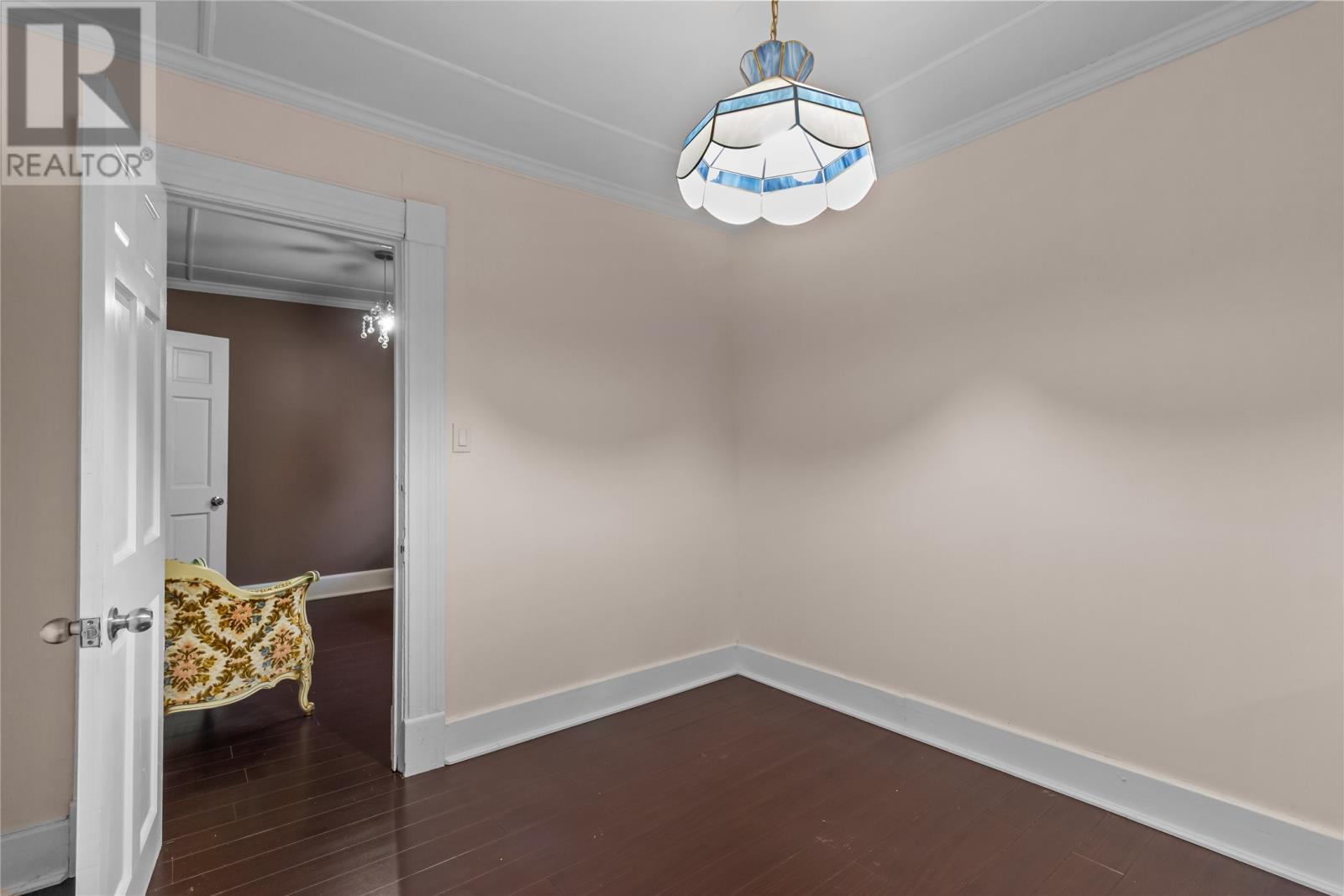 62 Leslie Street - 25