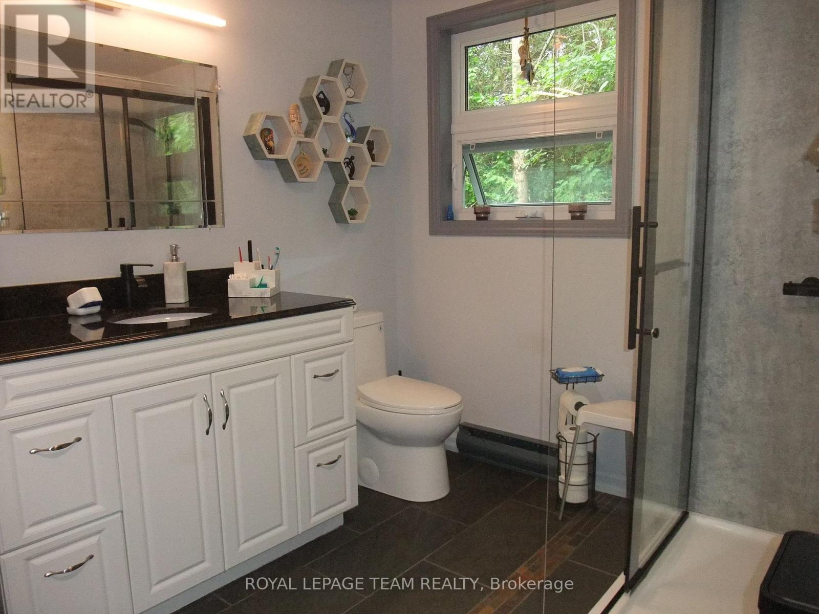 1563 GOSHEN ROAD - 13