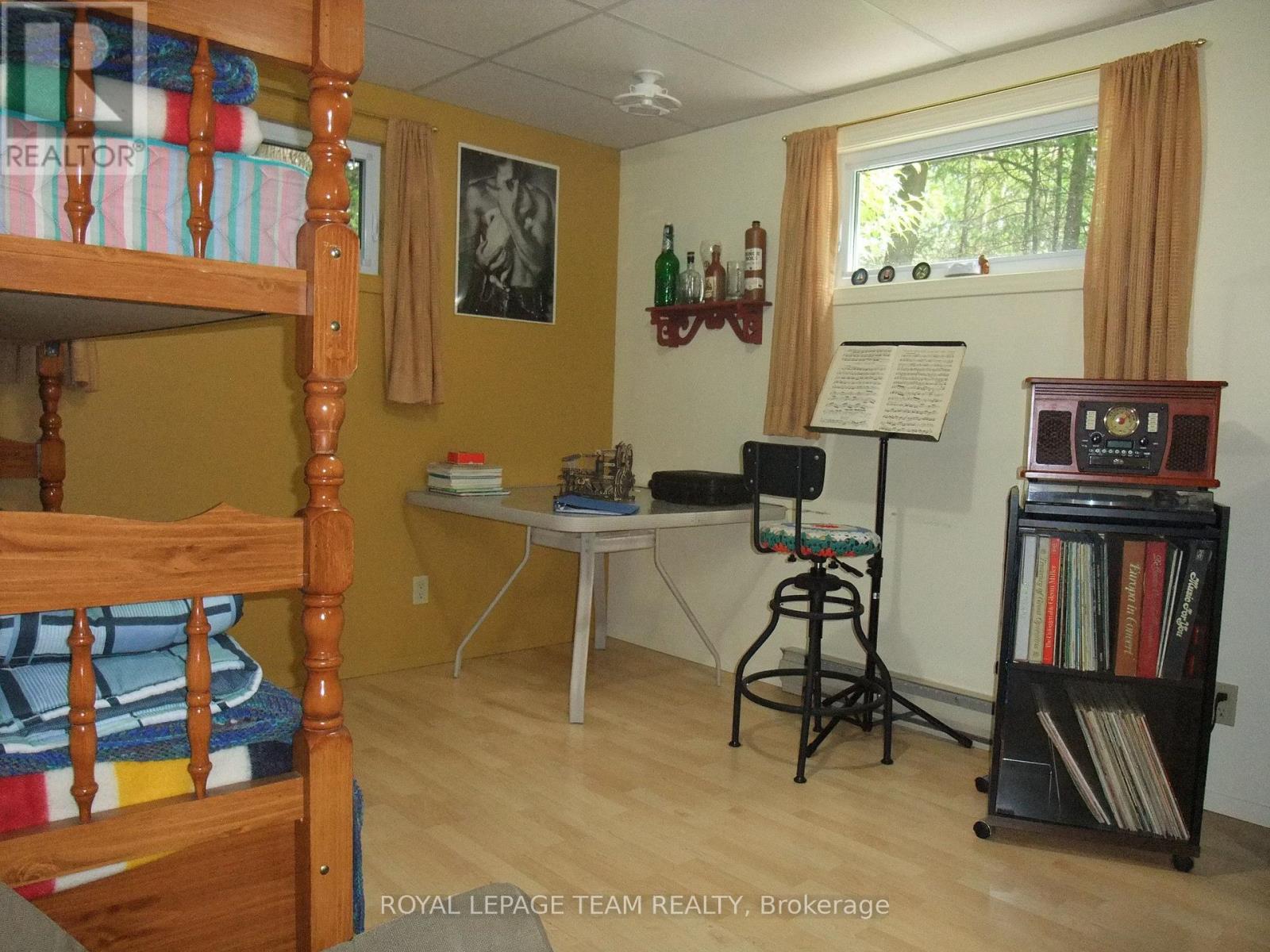 1563 GOSHEN ROAD - 22