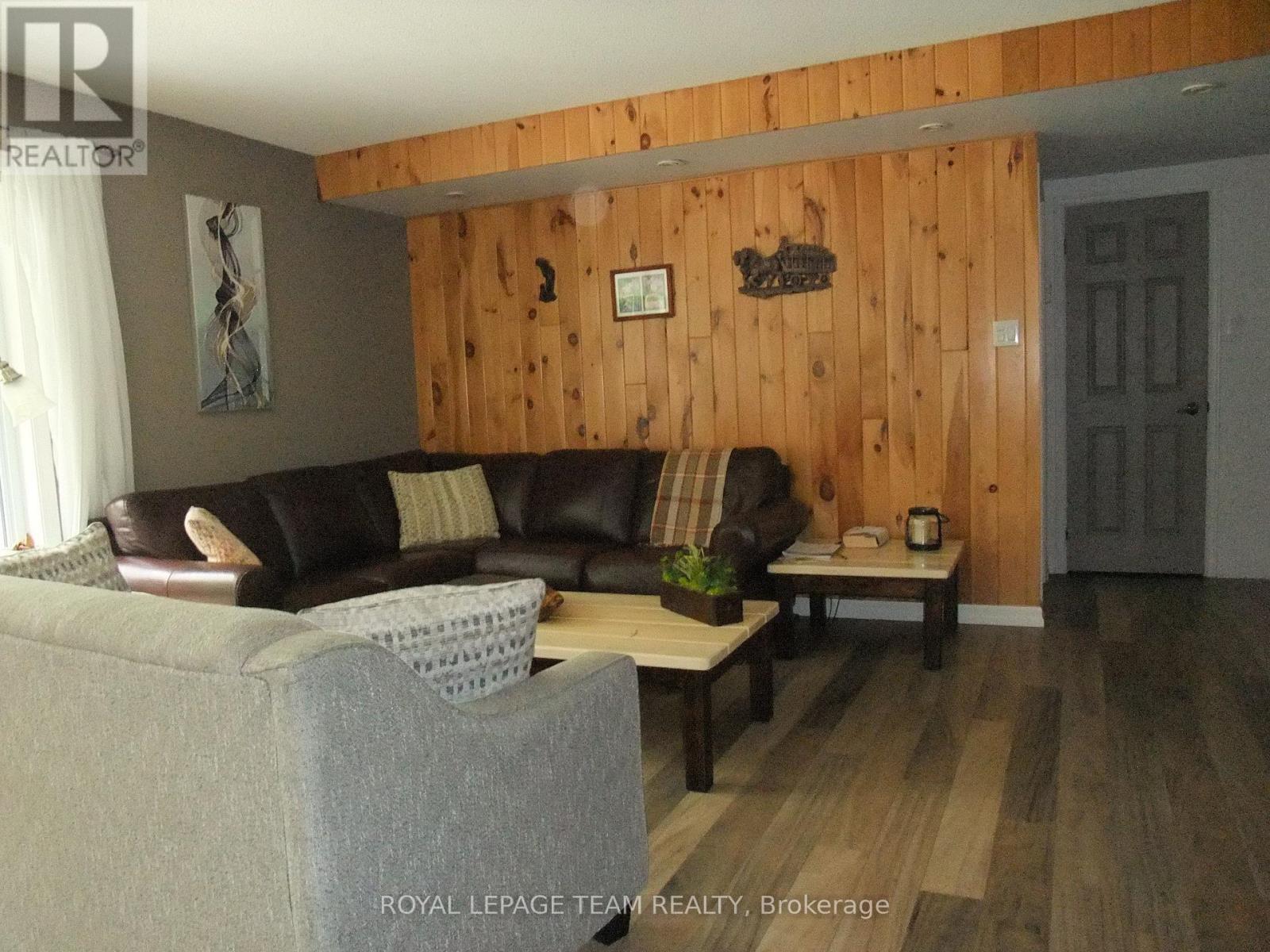 1563 GOSHEN ROAD - 5