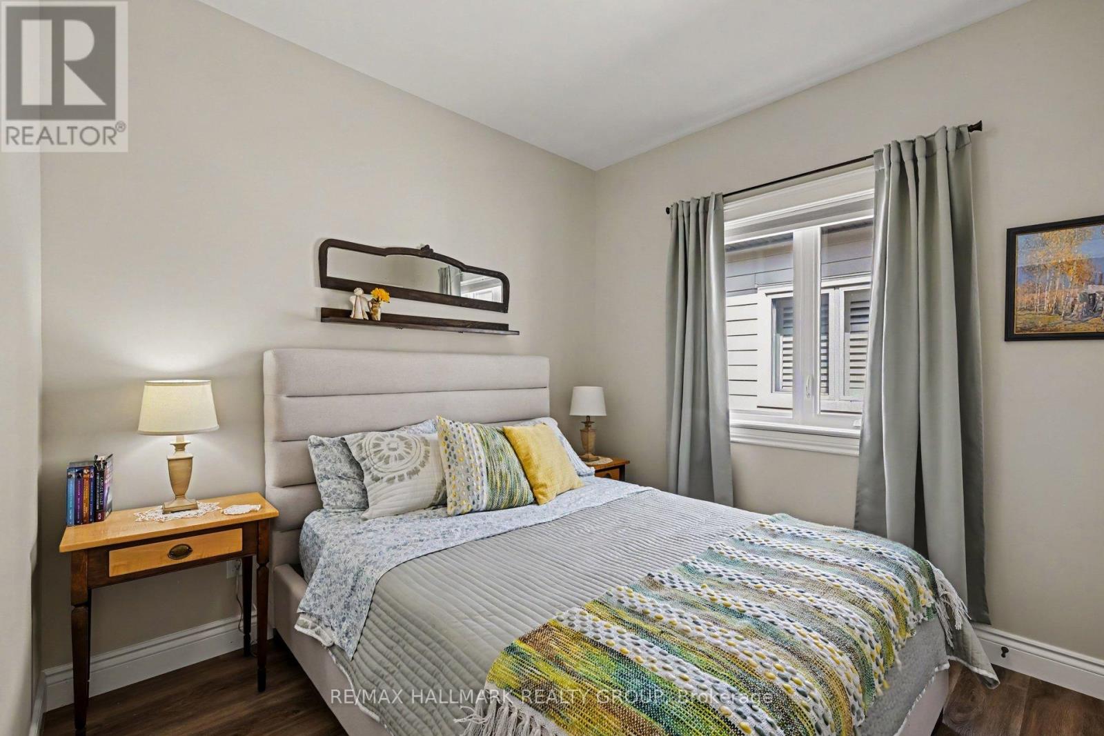 190 SHEPPARD AVENUE - Image 10