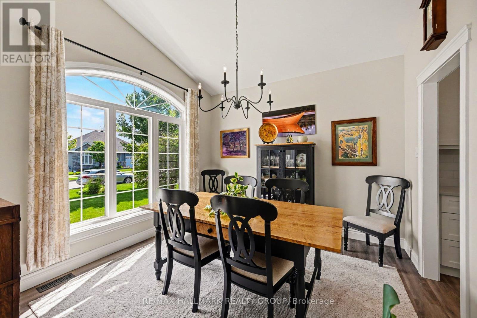 190 SHEPPARD AVENUE - Image 5