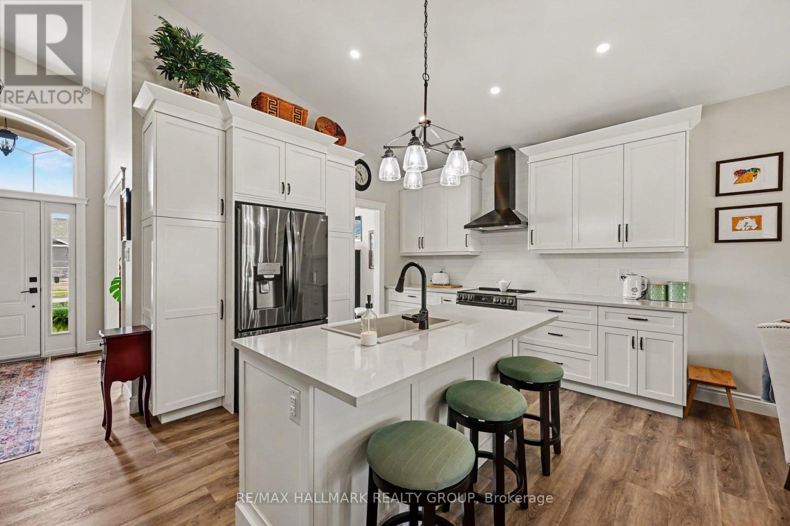 190 SHEPPARD AVENUE - Image 6