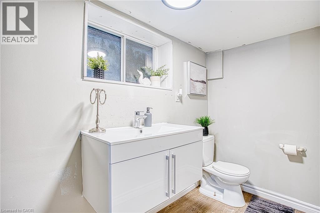 126 BELMONT Avenue - Image 22