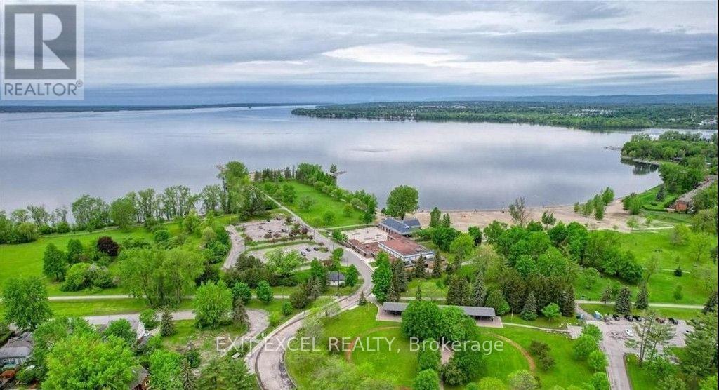 Land for Sale in Ottawa – 38 FARROW STREET, Ottawa – MLS# X13584832 - Image 6