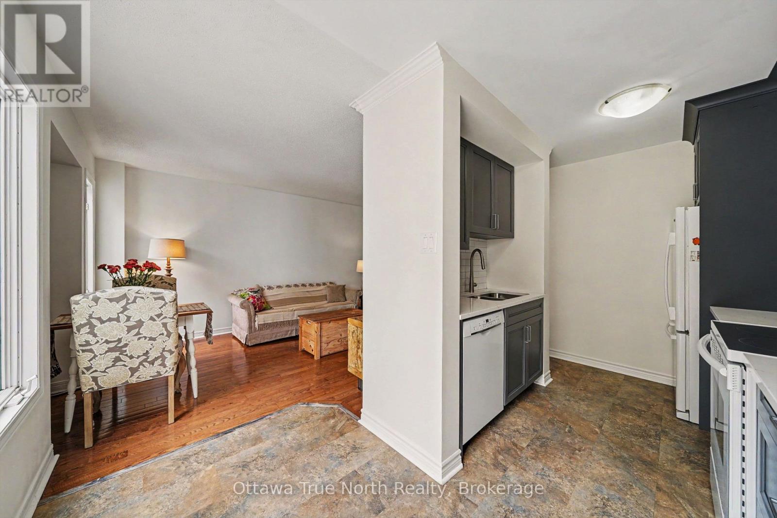 78 REDPATH DRIVE - 4