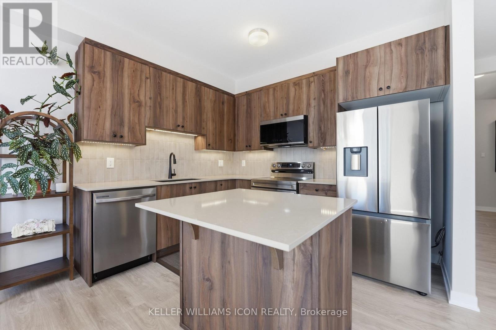 3 Bed, 3 Bath House for Rent in Ottawa – 52 PUMICE PLACE, Ottawa – MLS# X13584910 - Image 8