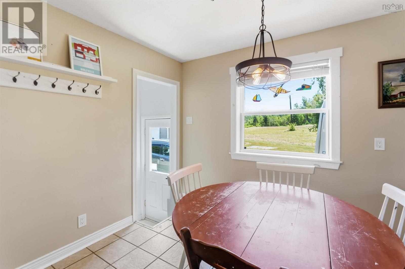 702 Windsor Back Road - 10
