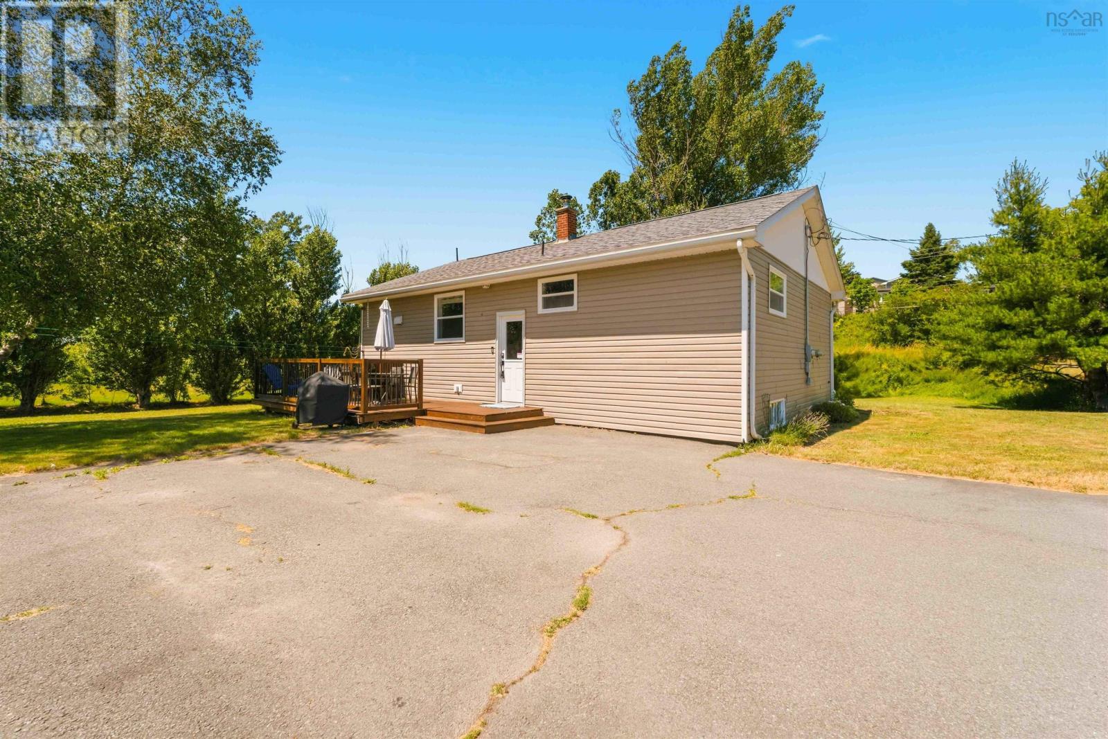 702 Windsor Back Road - 31