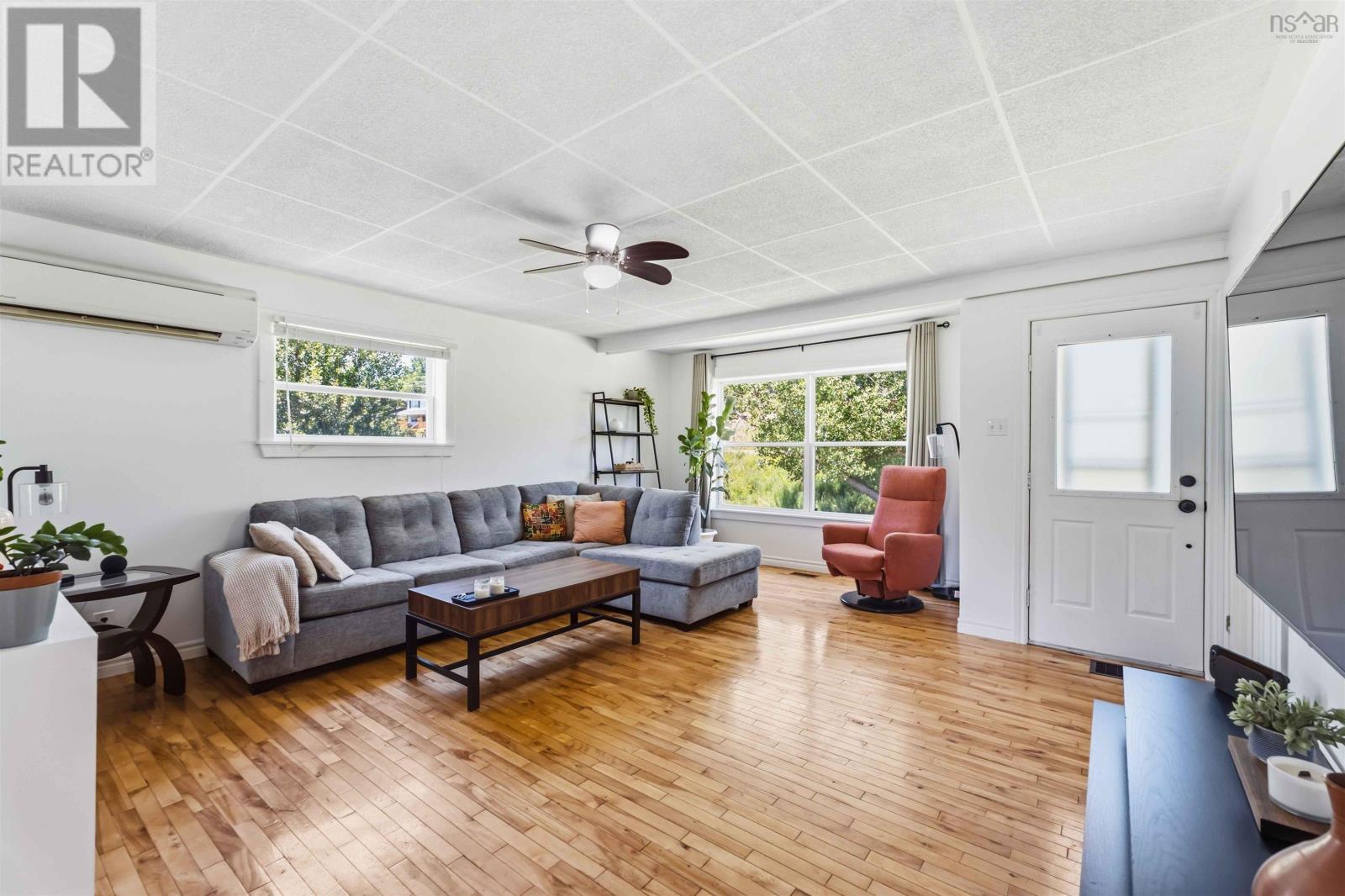 702 Windsor Back Road - 5