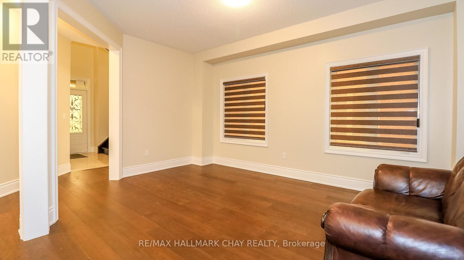 142 GOLD PARK GATE - Image 10