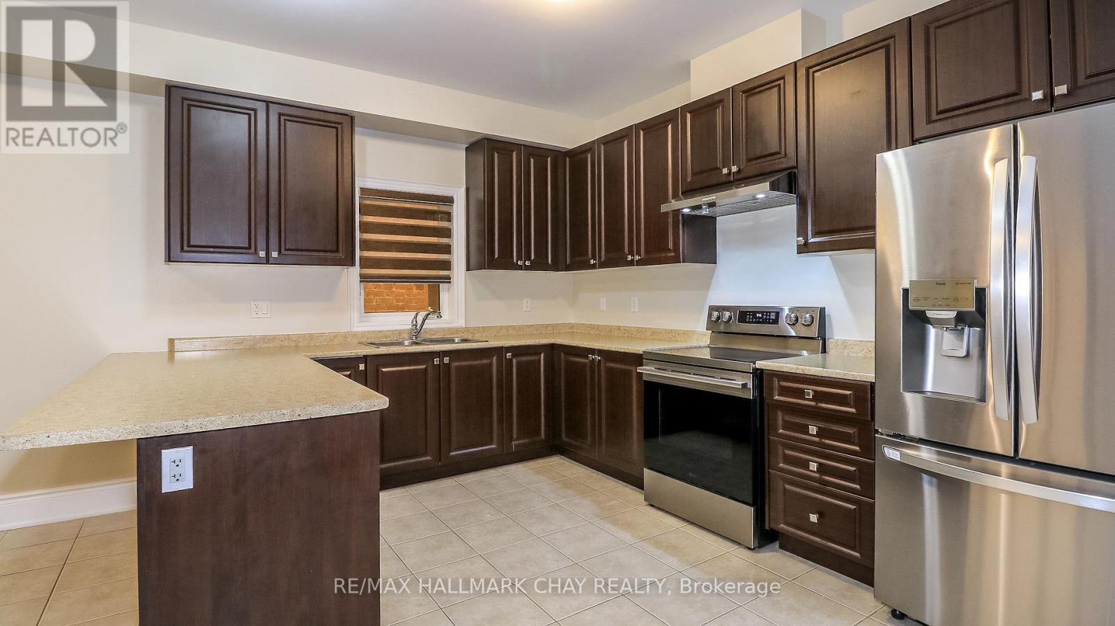 142 GOLD PARK GATE - Image 11