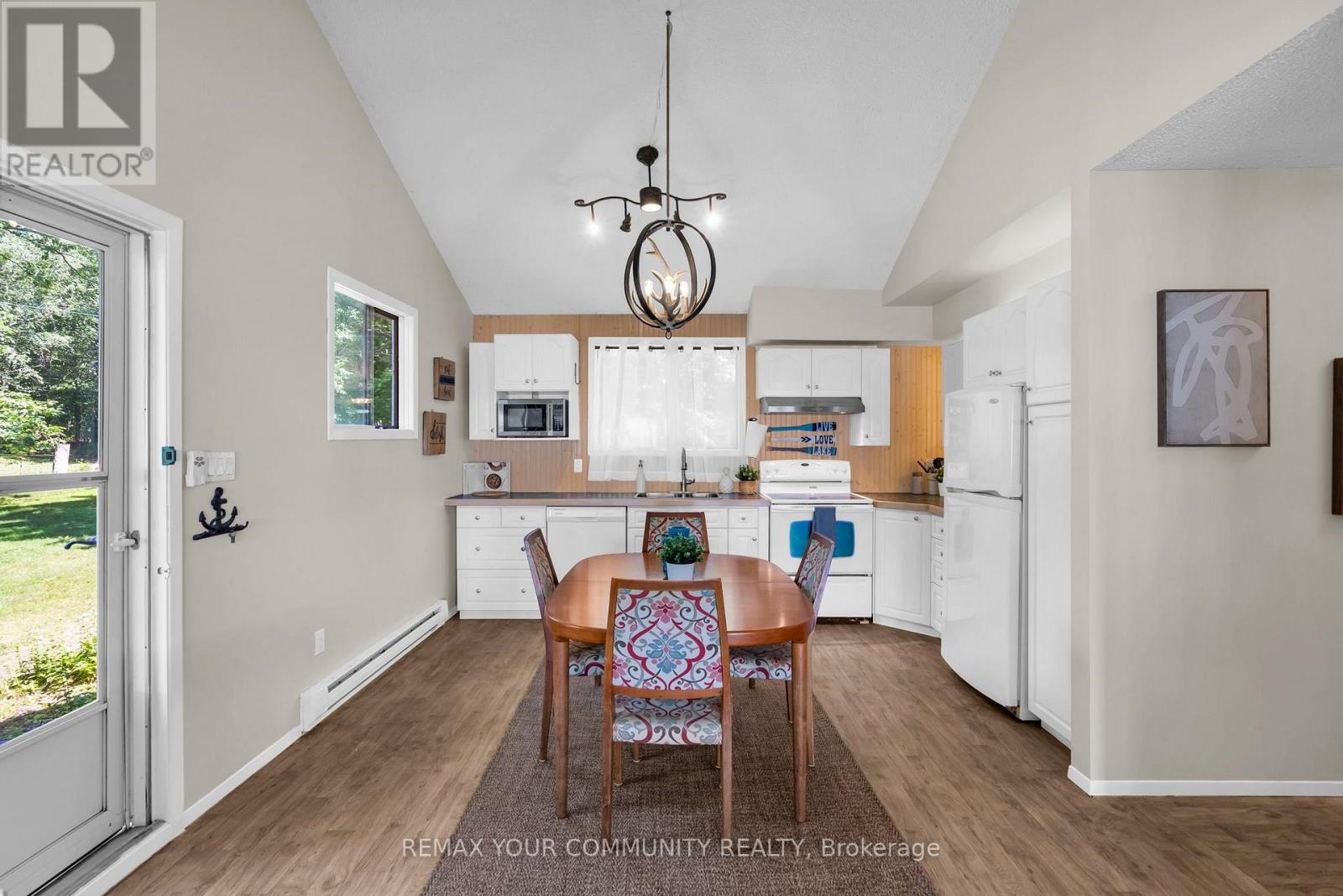 LOT 50 - Image 10