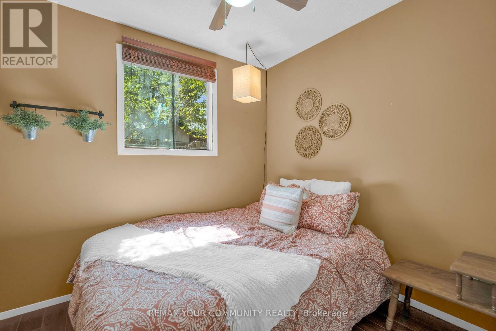 LOT 50 - Image 19