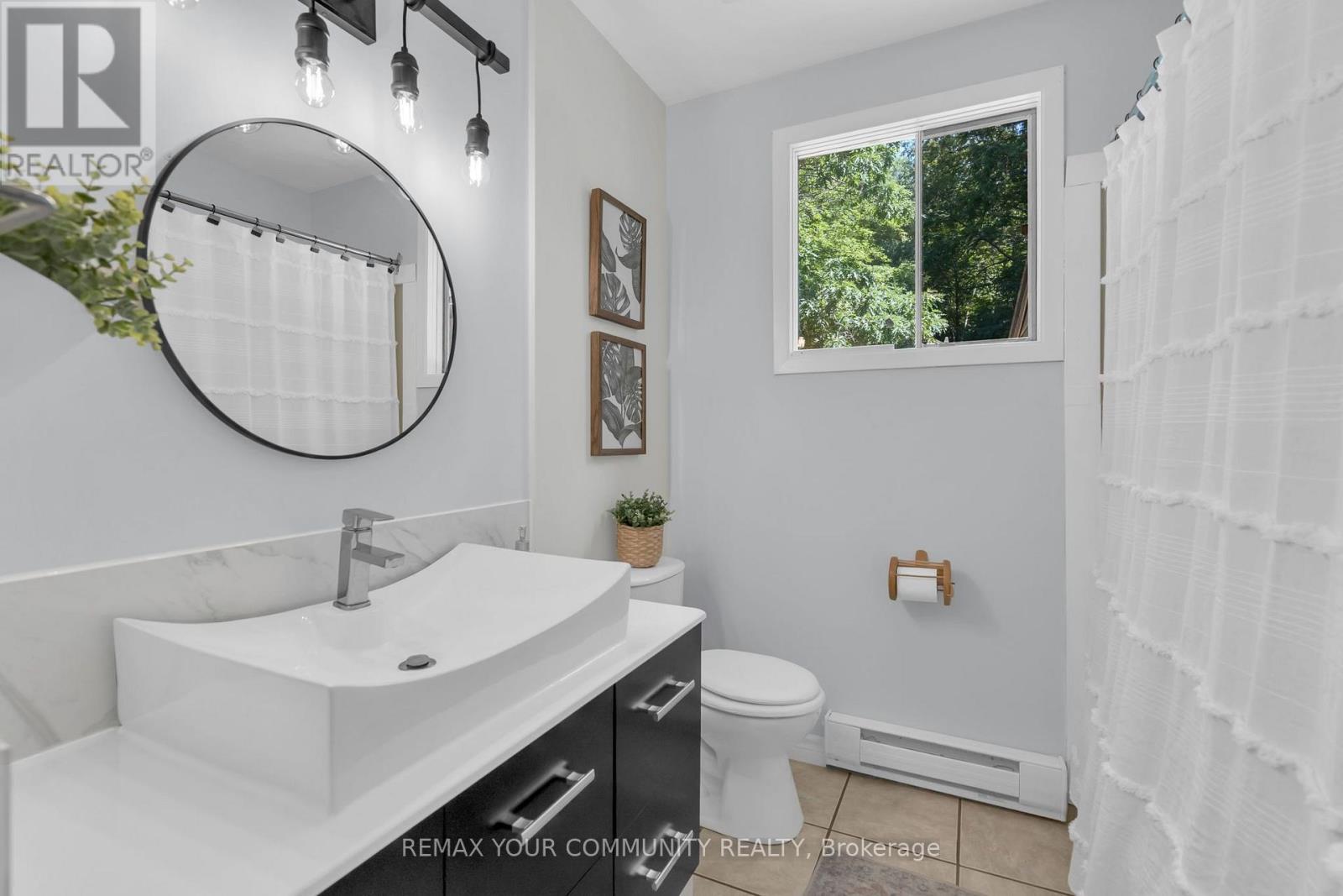 LOT 50 - Image 21