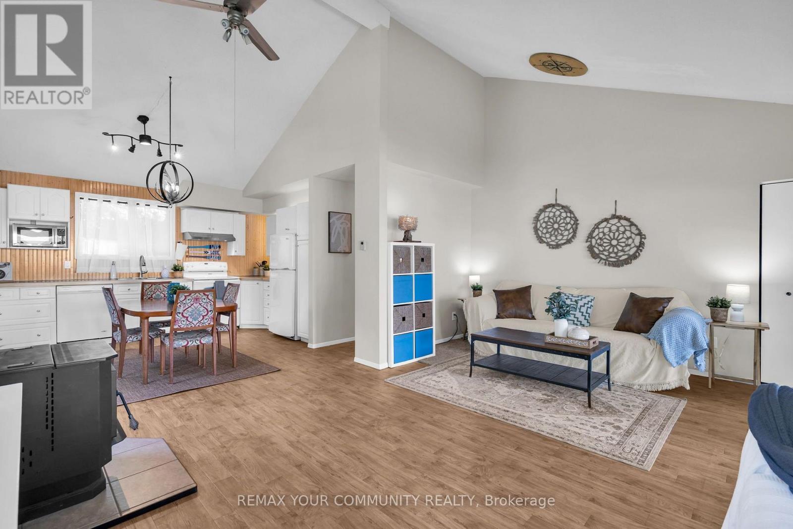LOT 50 - Image 9