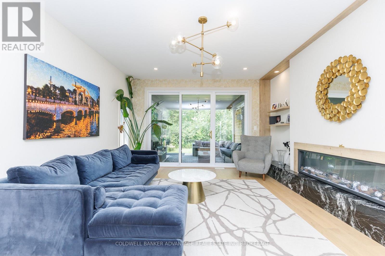 445 JULIA DRIVE - Image 12