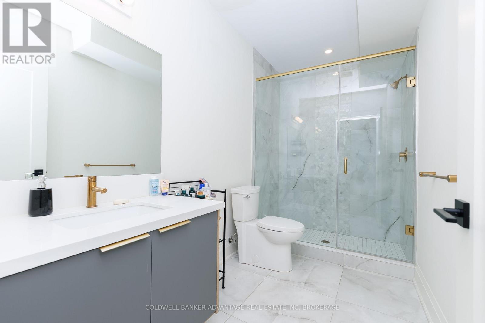 445 JULIA DRIVE - Image 31