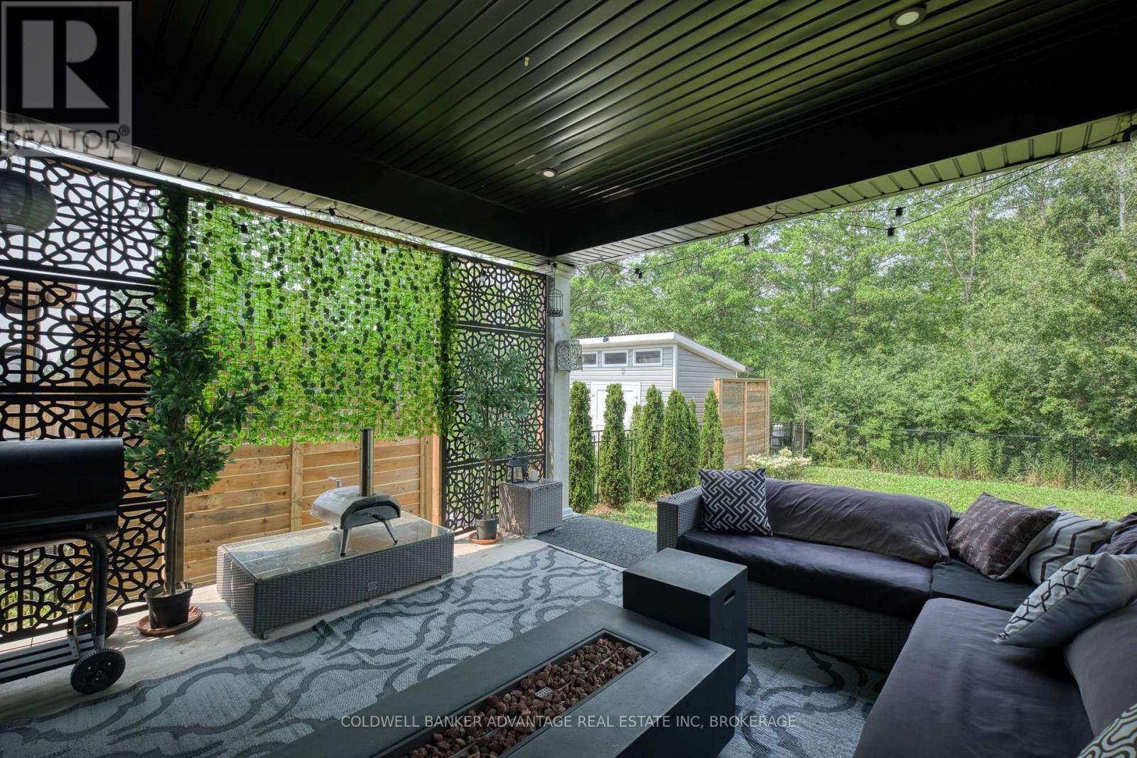 445 JULIA DRIVE - Image 36