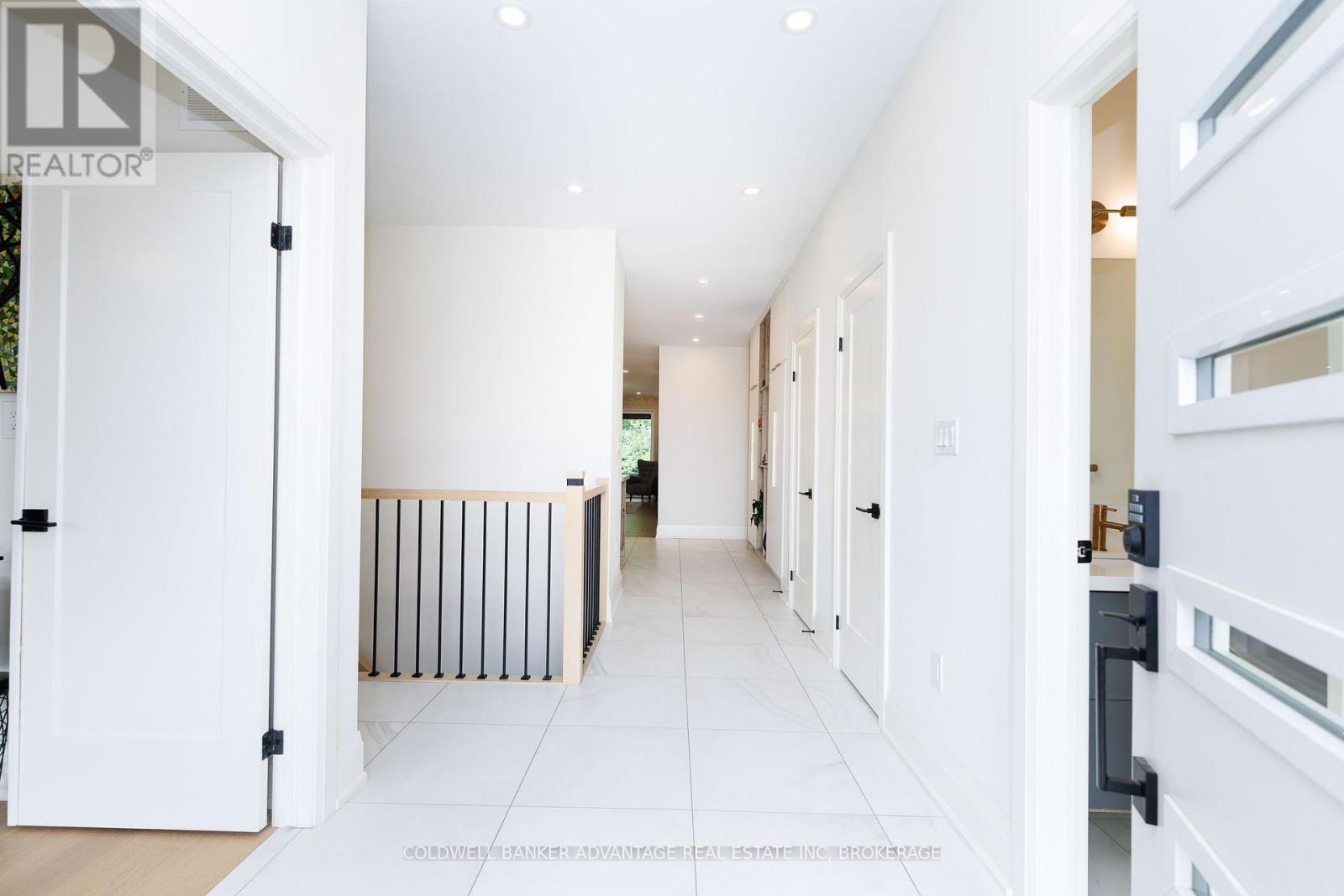 445 JULIA DRIVE - Image 4