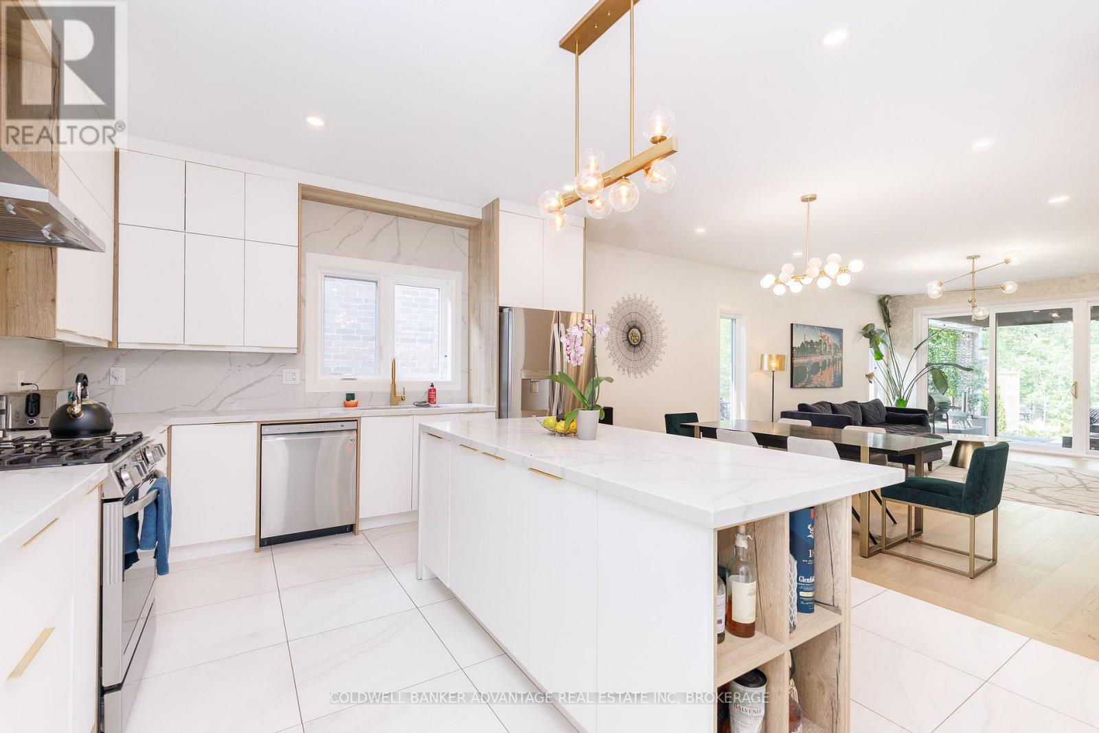 445 JULIA DRIVE - Image 7