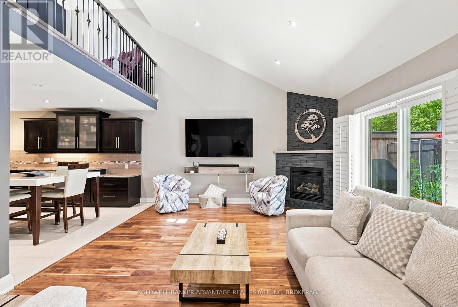 #23 7 GIBSON PLACE - Image 16
