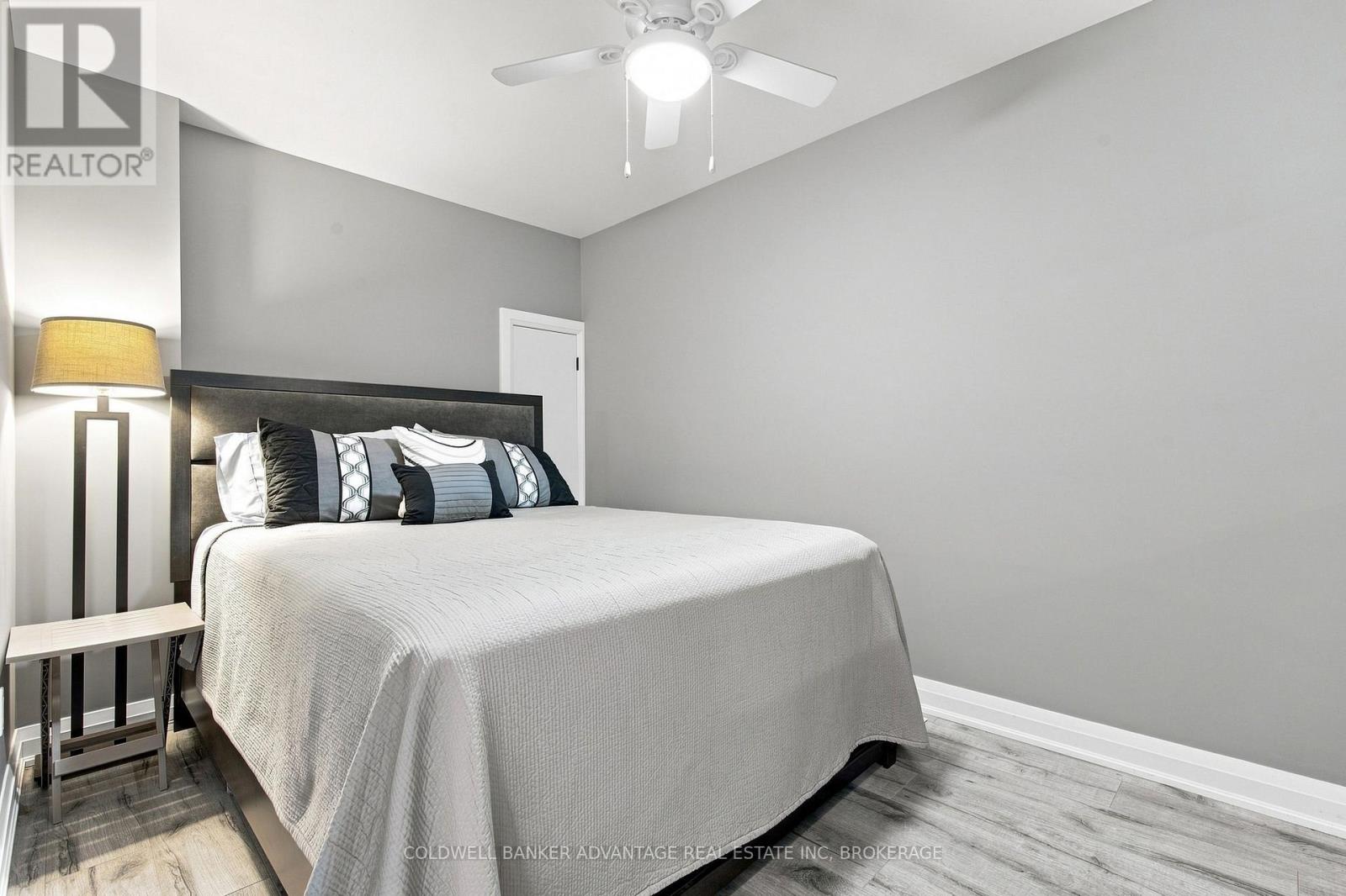 #23 7 GIBSON PLACE - Image 27