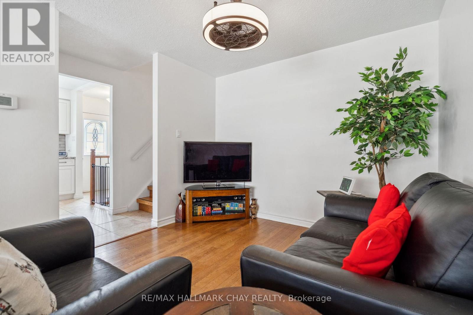 257 EDGEHILL DRIVE - Image 9