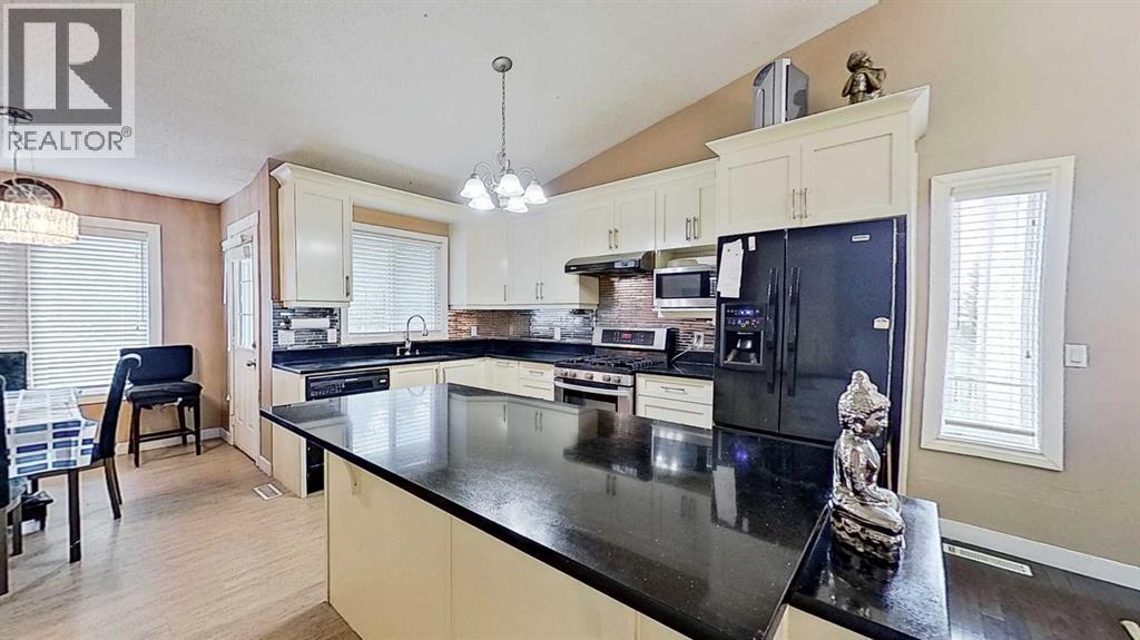 109 Edgebrook Gardens NW - 10