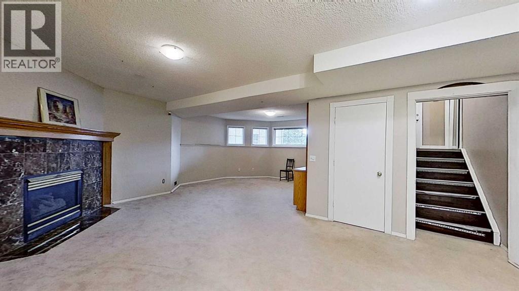 109 Edgebrook Gardens NW - 25