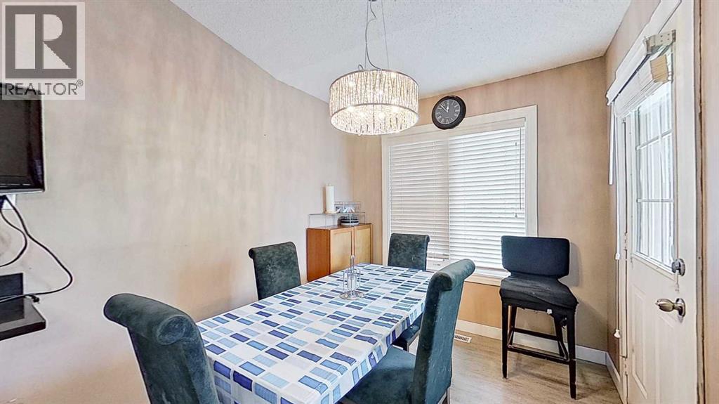 109 Edgebrook Gardens NW - 14