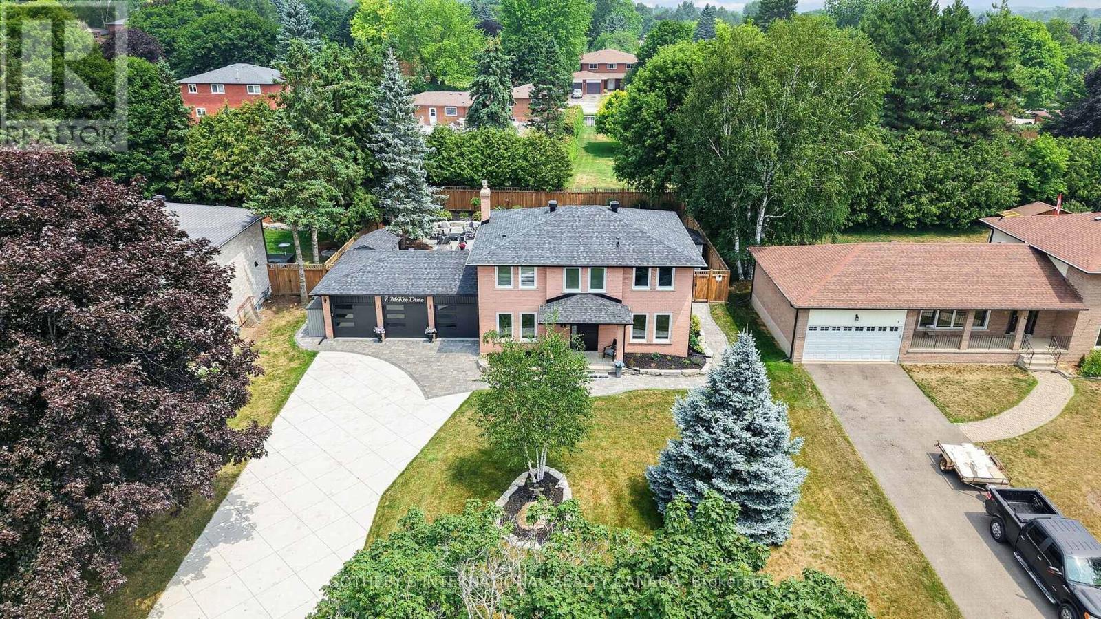 7 MCKEE DRIVE - 2