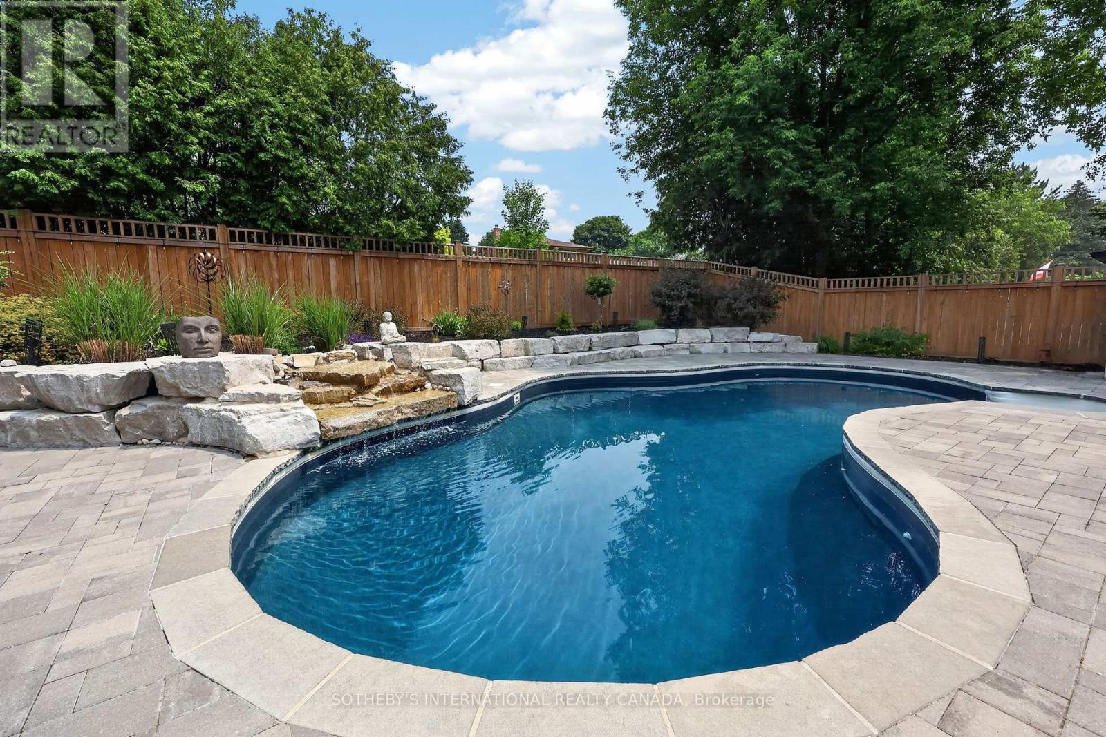 7 MCKEE DRIVE - Image 41
