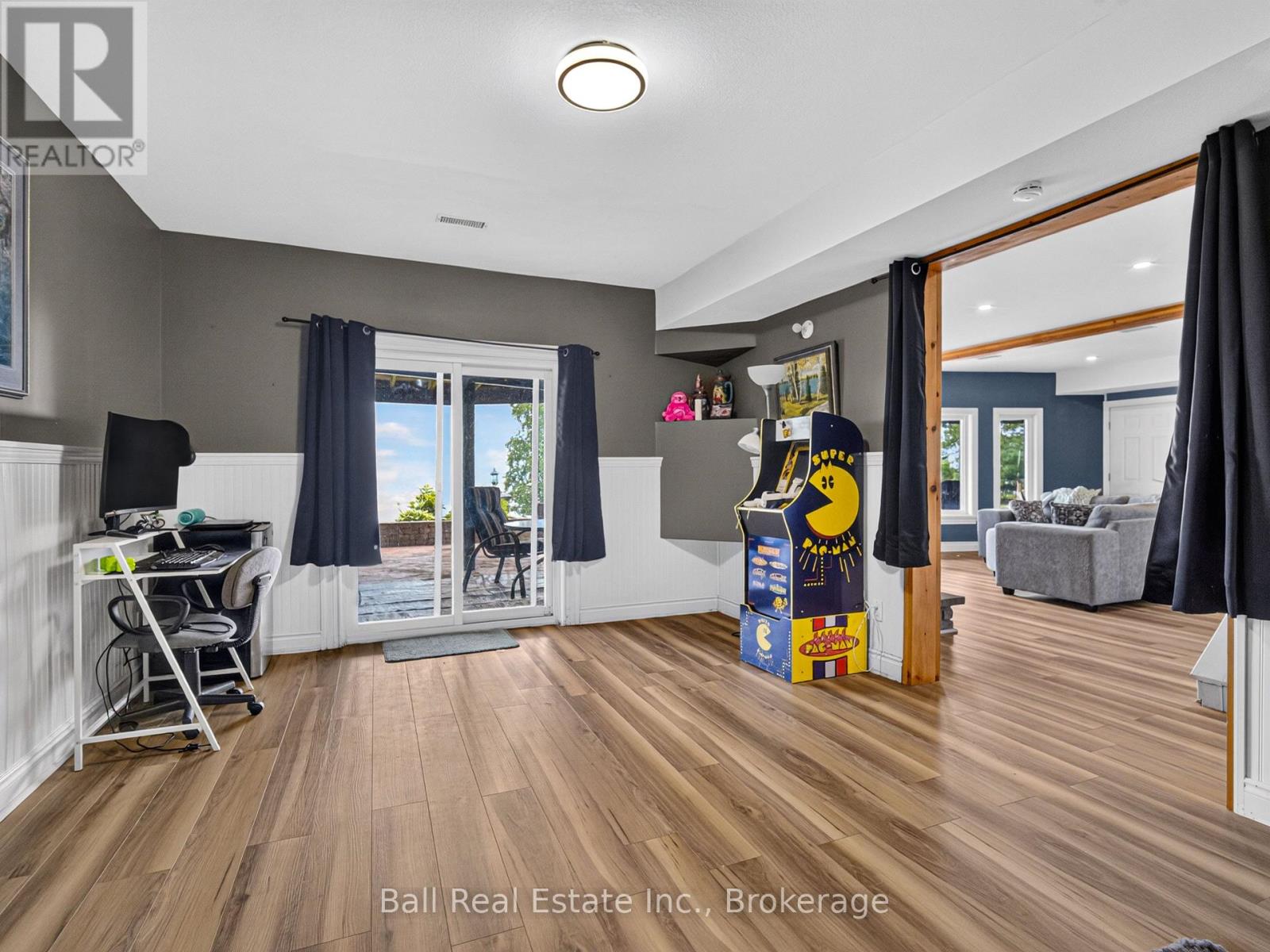151 PELLER COURT - 36