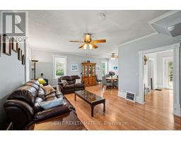 Living room - 3198 138 Highway, North Stormont, ON K0C1C0 Photo 10