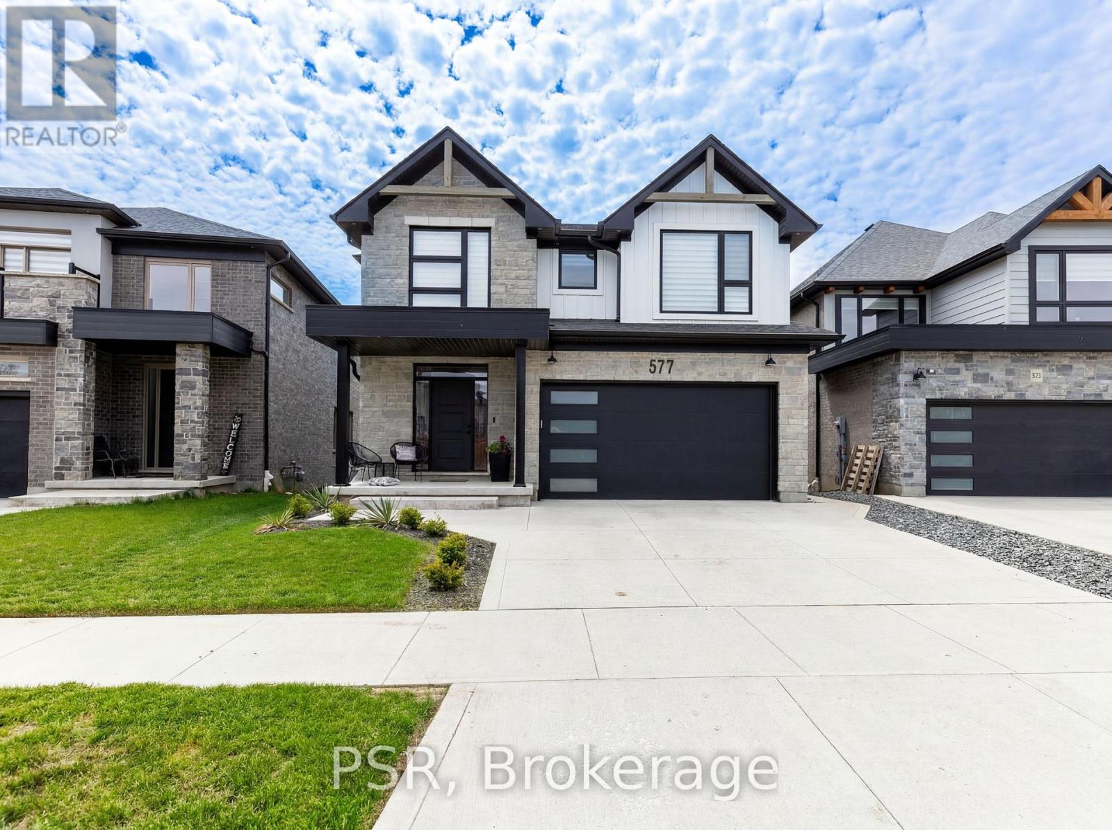 577 DOONWOODS CRESCENT - 1