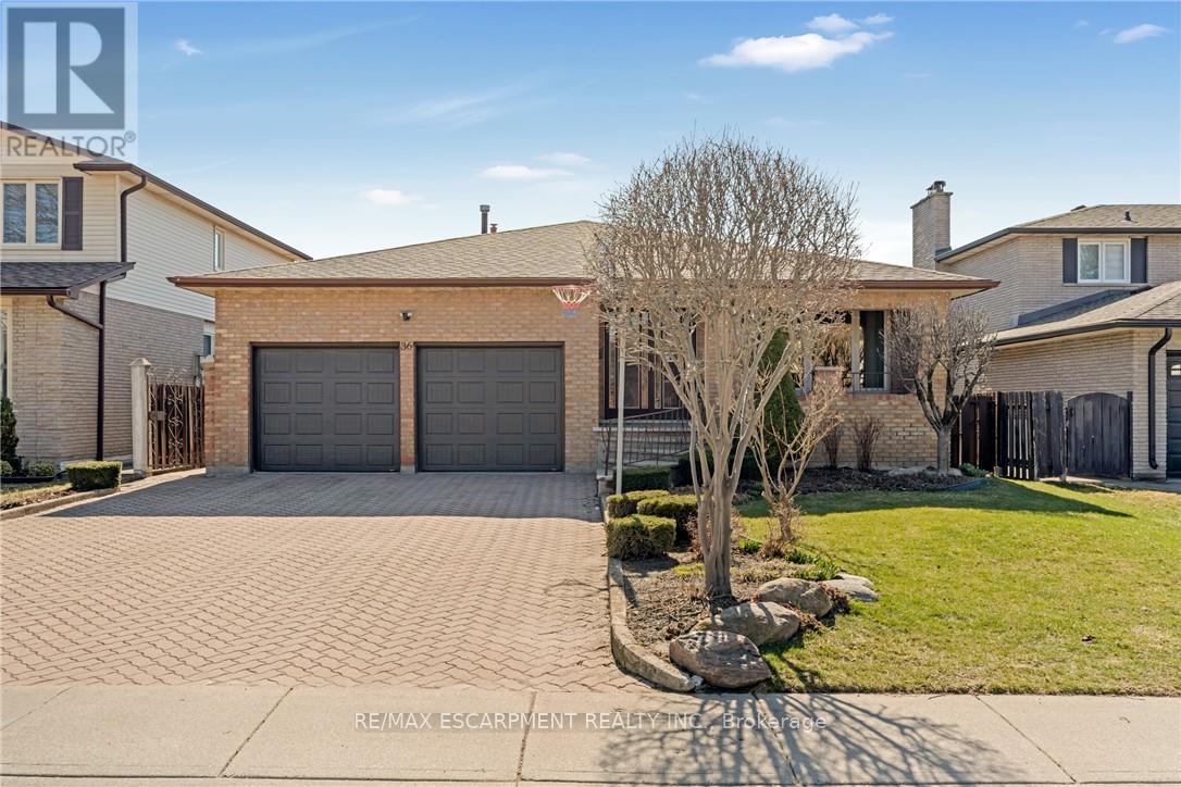 36 SKYLARK DRIVE - 3